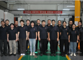 以匠心鑄就卓越，以創(chuàng)新引領(lǐng)未來  華德液壓王西杰技能大師工作室獲評“區(qū)級技能大師工作室”稱號